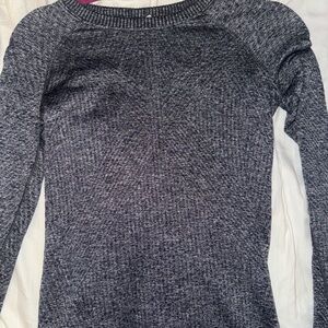 Textured lululemon swiftly